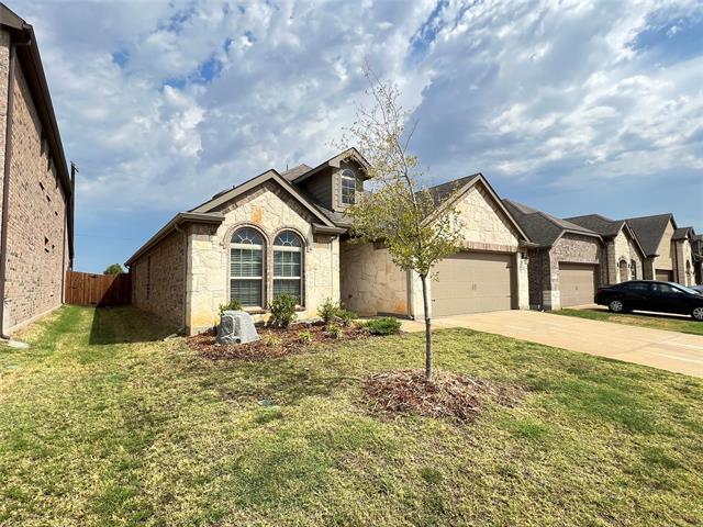 10809 Table Bluff St in Krugerville, TX - Building Photo - Building Photo