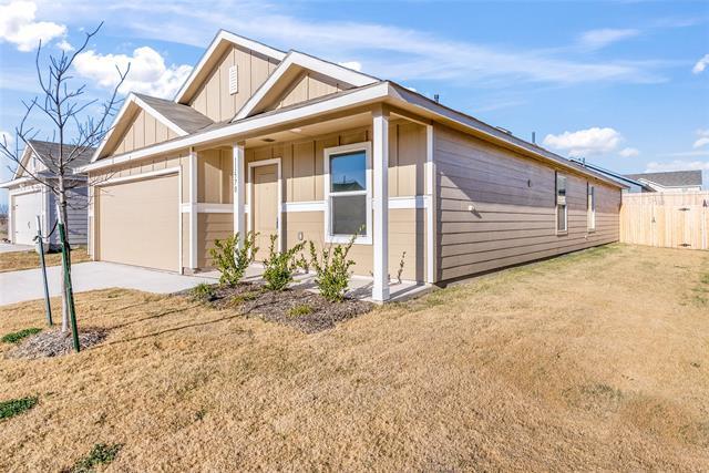 property at 11570 Antrim Pl