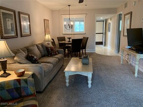 1004 Manatee Rd in Naples, FL - Building Photo - Building Photo