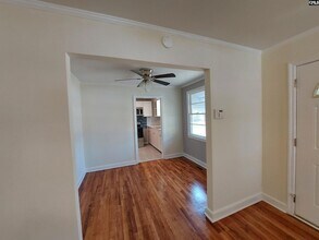 1713 Lacy St in West Columbia, SC - Building Photo - Building Photo
