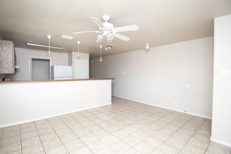 3105 Guerrero St in Laredo, TX - Building Photo - Building Photo