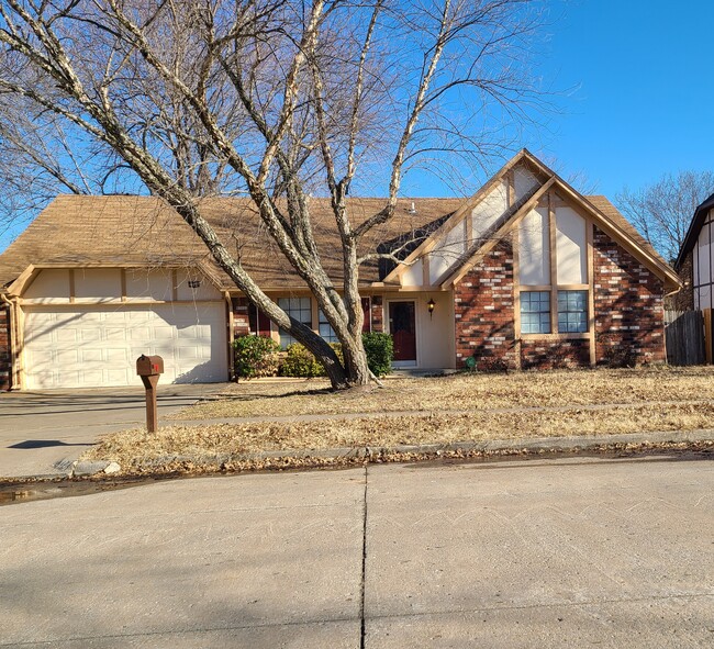 property at 2304 W Gary St