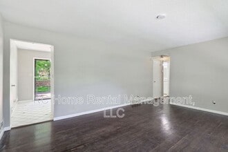 5336 Appleton Ave in Raytown, MO - Building Photo - Building Photo