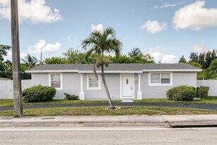 1402 NW 19th St in Fort Lauderdale, FL - Building Photo