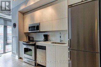 32 Camden St in Toronto, ON - Building Photo - Building Photo
