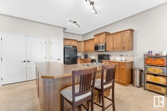 4408-4438 38 St in Bonnyville, AB - Building Photo - Building Photo