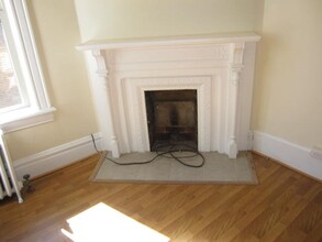 5926 Elwood St in Pittsburgh, PA - Building Photo - Building Photo