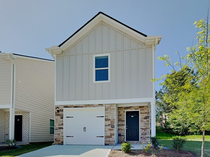 1087 Benfield Ridge in Conyers, GA - Building Photo