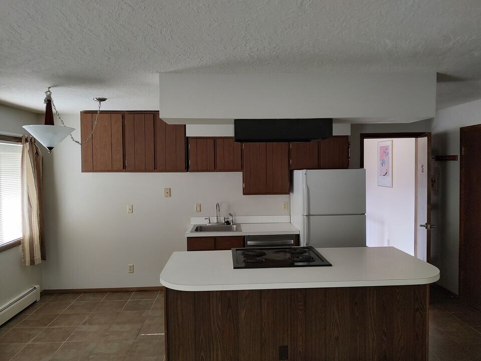 240 La Bonte St in Dillon, CO - Building Photo