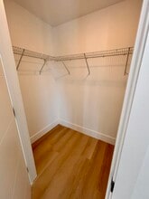 2512 NE 181st St, Unit B2 in North Miami Beach, FL - Building Photo - Building Photo