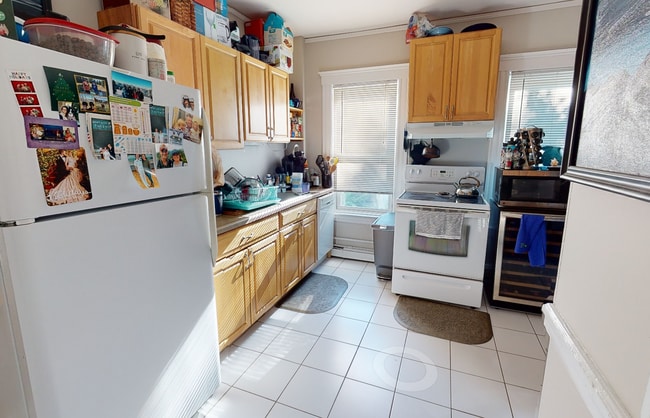 property at 8 Chapman Pl