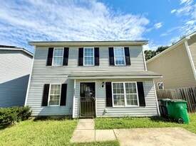 3550 Crestridge Dr in Charlotte, NC - Building Photo