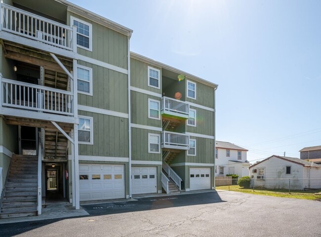 property at 108 Lake Park Blvd S