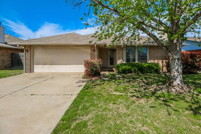 property at 7529 NW 115th St