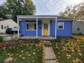 1323 Sunset Dr in Lafayette, IN - Building Photo - Building Photo