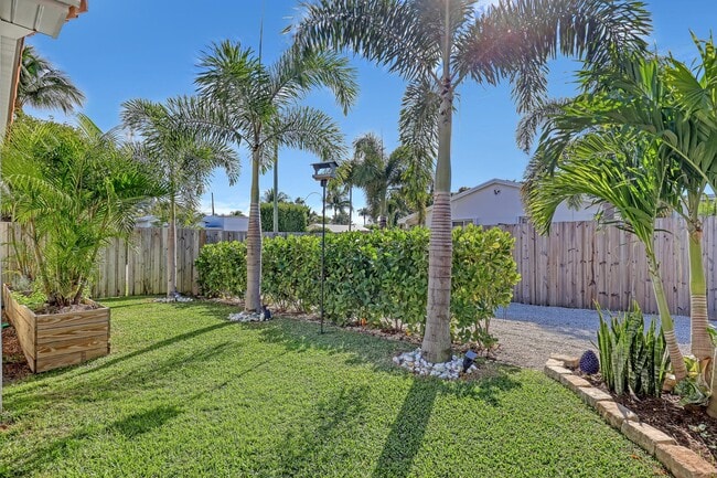 1401 N N St in Lake Worth Beach, FL - Building Photo - Building Photo