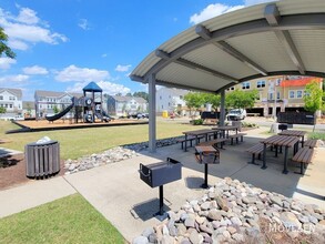 5234 Stream Stone Way in Raleigh, NC - Building Photo - Building Photo
