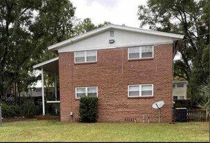 5511 Playa Way in Jacksonville, FL - Building Photo