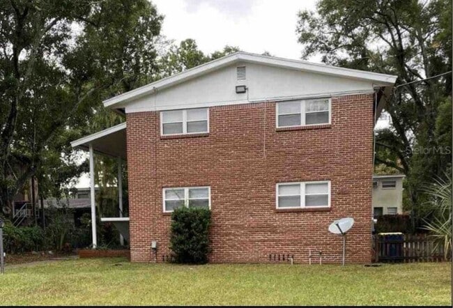 property at 5511 Playa Way