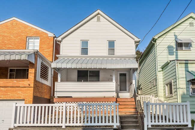 804 Ridge Ave in Mckees Rocks, PA - Building Photo - Building Photo
