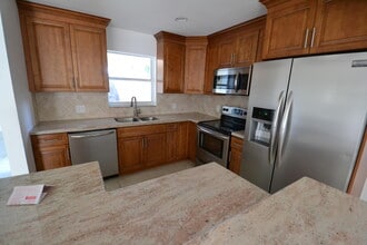 299 NE 21st St in Boca Raton, FL - Building Photo - Building Photo