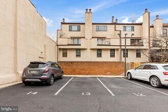 228 N 22nd St in Philadelphia, PA - Building Photo - Building Photo