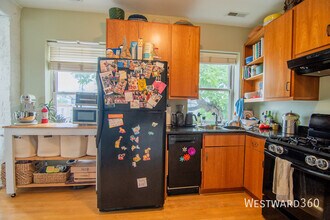 2920 W Schubert Ave in Chicago, IL - Building Photo - Building Photo