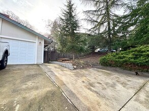 109 Johnston Ct in Folsom, CA - Building Photo - Building Photo