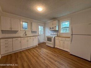 17 Lovett St in St. Augustine, FL - Building Photo - Building Photo
