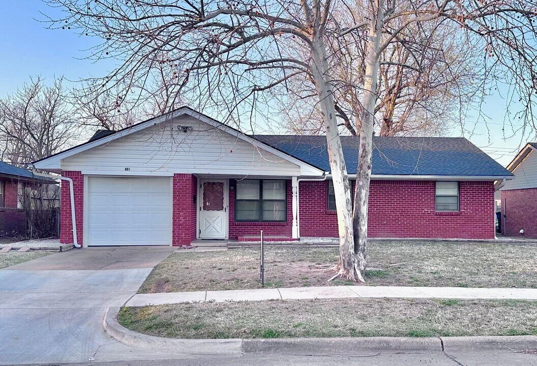 401 Mimosa Dr in Norman, OK - Building Photo