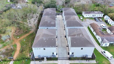 6027 Cypress St in Houston, TX - Building Photo - Building Photo
