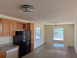 21100 State St in San Jacinto, CA - Building Photo - Building Photo