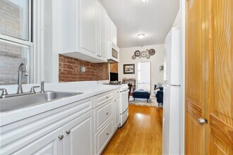 240 Sullivan St in New York, NY - Building Photo - Building Photo