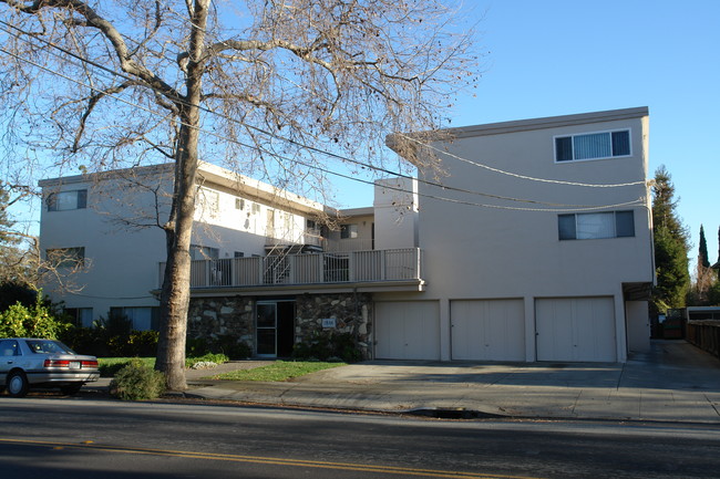 Park Avenue Apartments in San Jose, CA - Building Photo - Building Photo