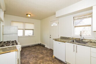 314 Knox Ave N in Minneapolis, MN - Building Photo - Building Photo