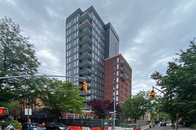 347 Henry St in Brooklyn, NY - Building Photo - Building Photo