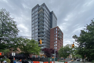 347 Henry St in Brooklyn, NY - Building Photo - Building Photo