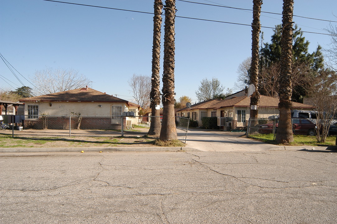 1301 Turrill Ave in San Bernardino, CA - Foto de edificio