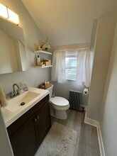 1283 Narragansett Blvd in Cranston, RI - Building Photo - Building Photo
