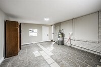 2616 Oakcliff St photo'