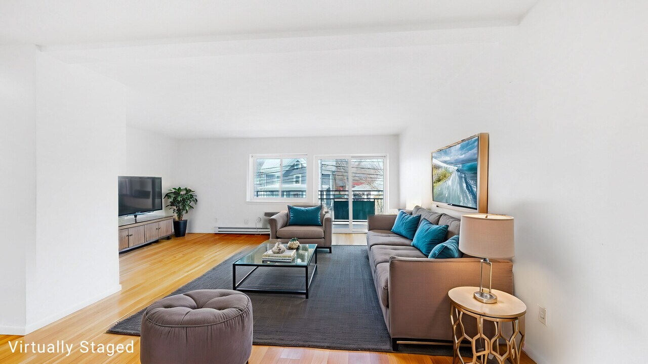 525 Highland Ave, Unit 26 in Malden, MA - Foto de edificio