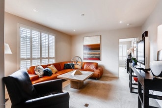 15802 N 71st St-Unit -217 in Scottsdale, AZ - Building Photo - Building Photo