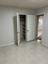 4215 Epsilon St in San Diego, CA - Foto de edificio - Building Photo