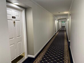 1308 Pine Heights Dr NE in Atlanta, GA - Building Photo - Building Photo