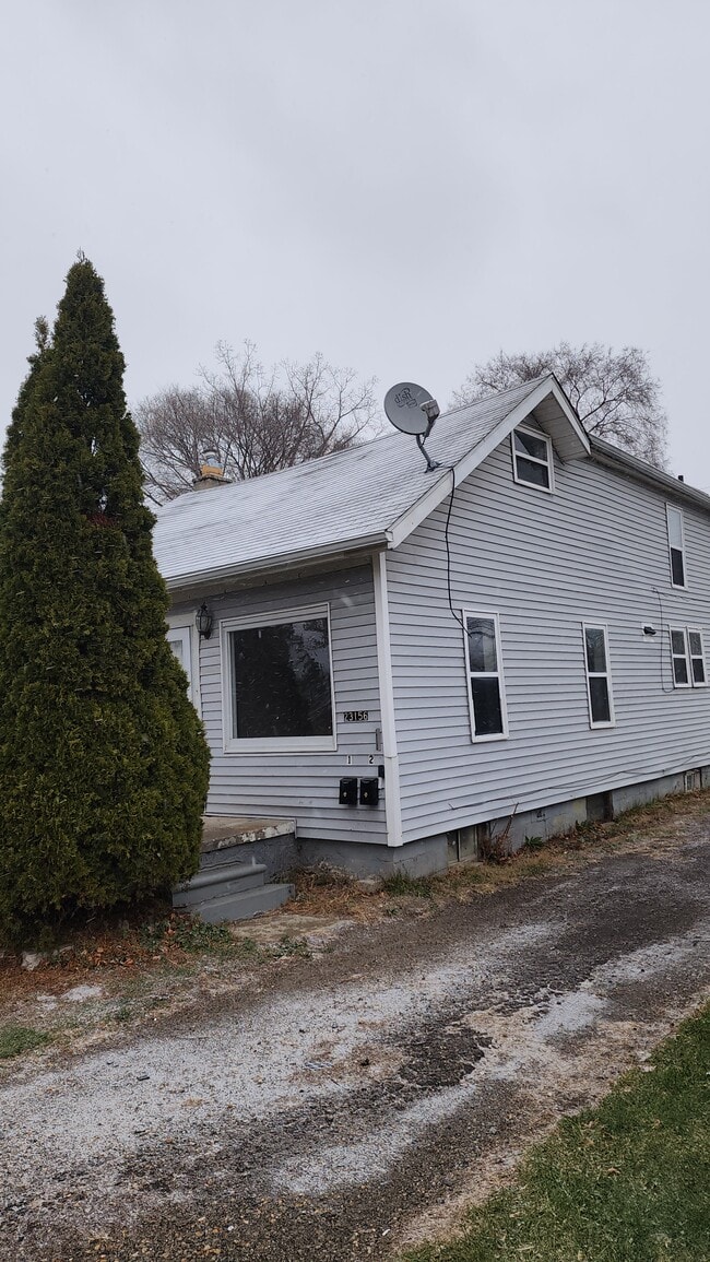 23156 Bolam Ave, Unit 1 in Warren, MI - Foto de edificio - Building Photo