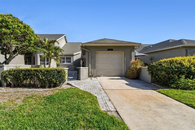 232 Hunter Ct in Palm Harbor, FL - Building Photo - Building Photo