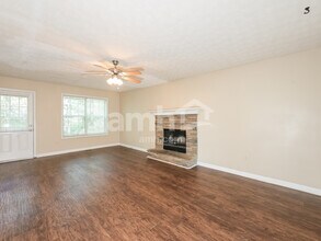 154 Azalea Dr in Winder, GA - Building Photo - Building Photo
