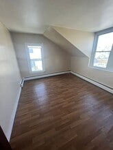 35-35 Warwick St in Middletown, CT - Building Photo - Building Photo