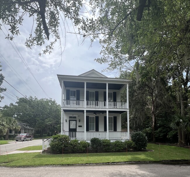 property at 611 East St