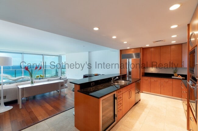 1288 Ala Moana Blvd in Honolulu, HI - Building Photo - Building Photo